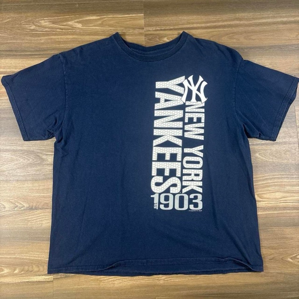 MLB New York Yankees navy blue cotton t-shirt